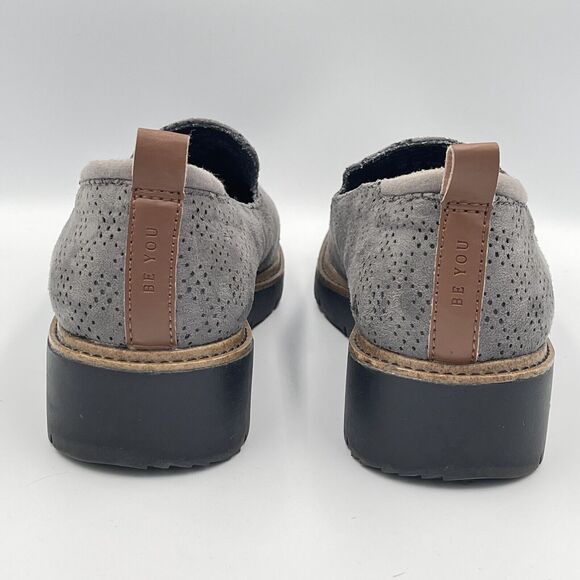 Dr Scholls SIDEKICK Gray Slip On Loafers Comfort Shoes Womens SIZE 7 Gray Cutout - Picture 7 of 9